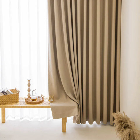 Cortina beige claro armoniosa