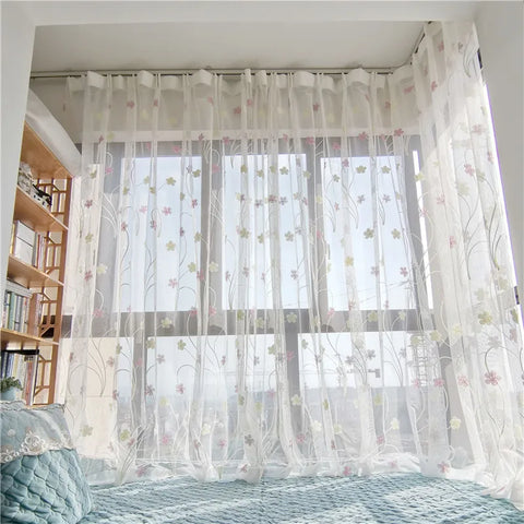 Cortina Dormitorio Blanca Flores