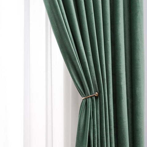 Cortina de terciopelo verde de moda