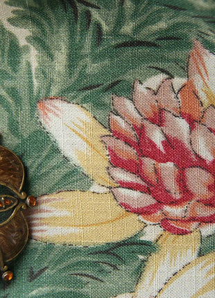 Cortinas tropicales de elegancia floral